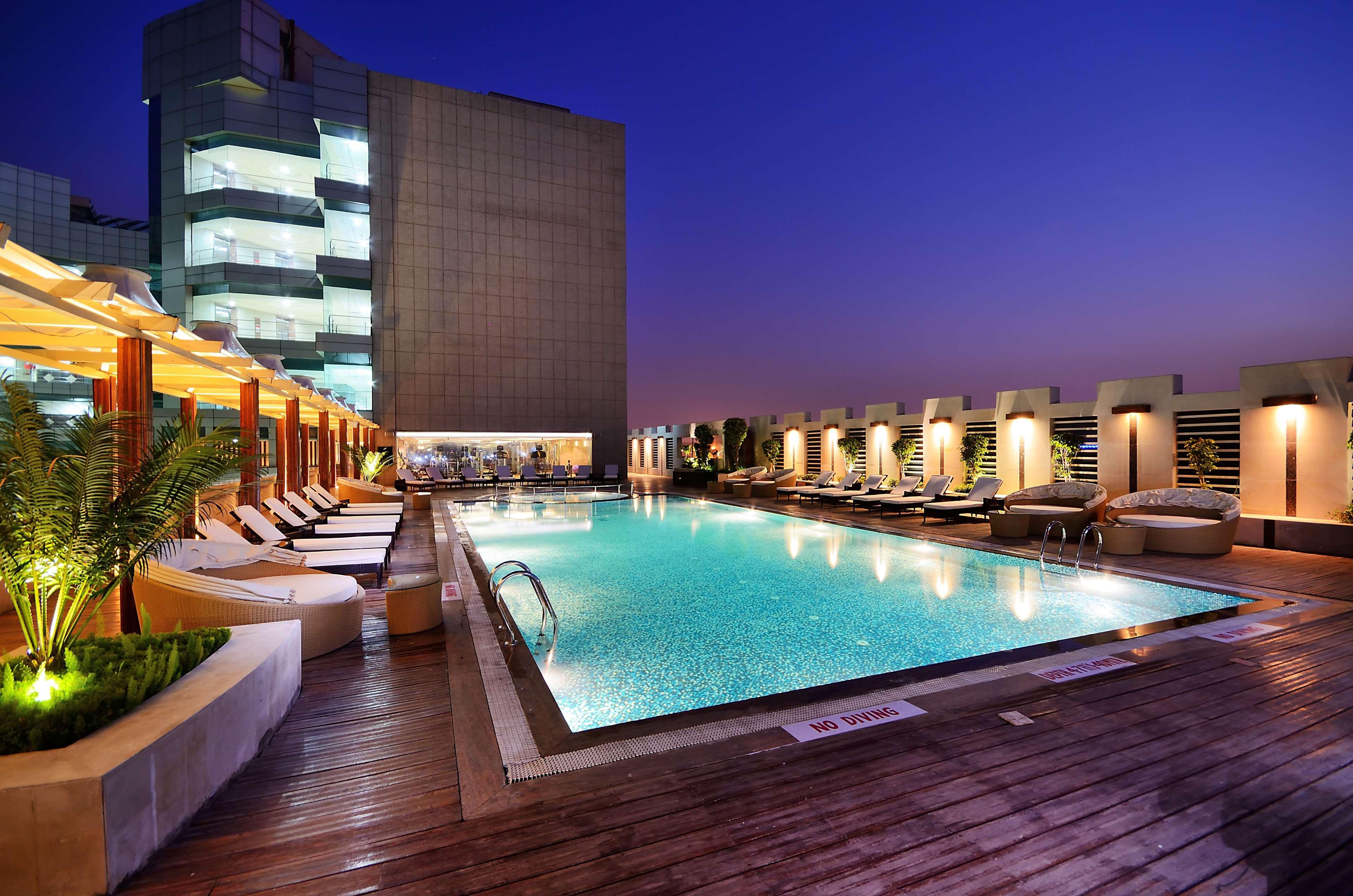 Radisson Blu Kaushambi Delhi Ncr Hotel Gáziábád Kültér fotó