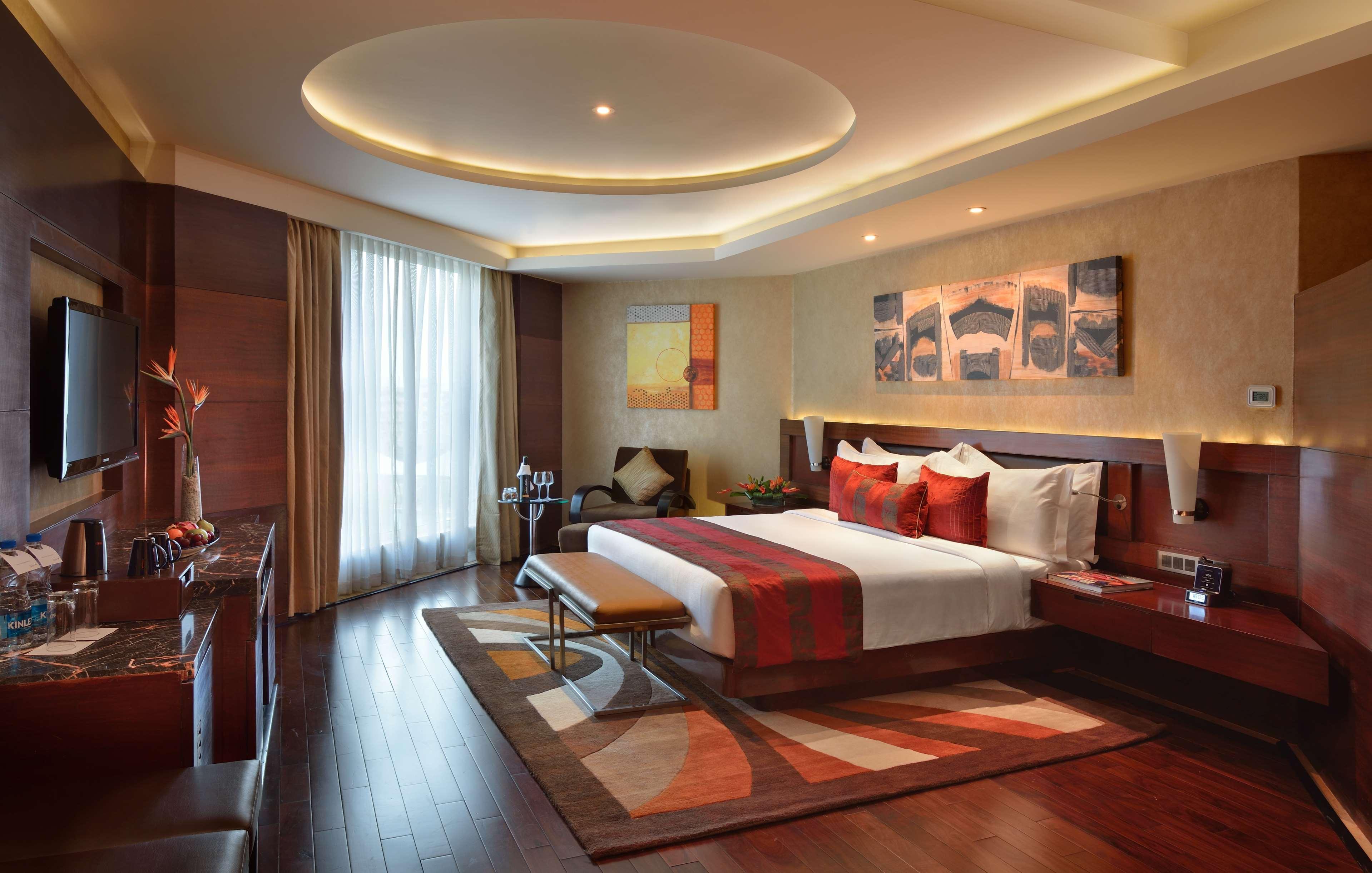 Radisson Blu Kaushambi Delhi Ncr Hotel Gáziábád Kültér fotó