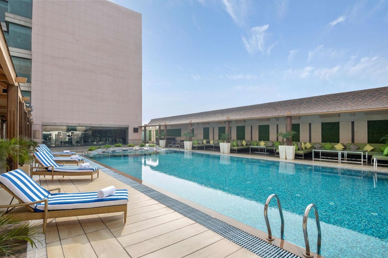 Radisson Blu Kaushambi Delhi Ncr Hotel Gáziábád Kültér fotó