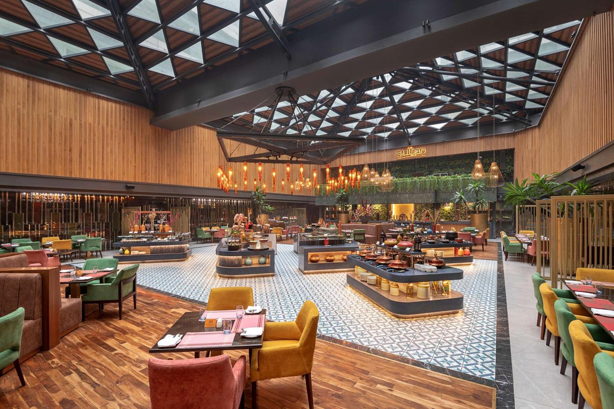 Radisson Blu Kaushambi Delhi Ncr Hotel Gáziábád Kültér fotó